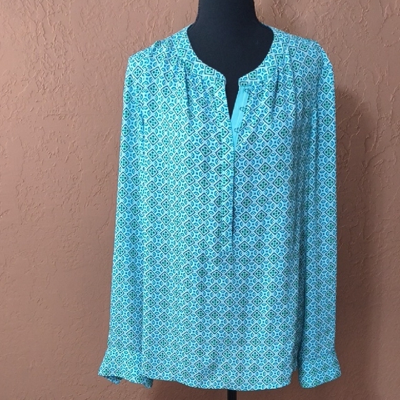 Banana Republic Tops - Banana Republic Blue & Green Geometric Women's Blouse Size L